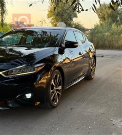 Nissan Maxima
